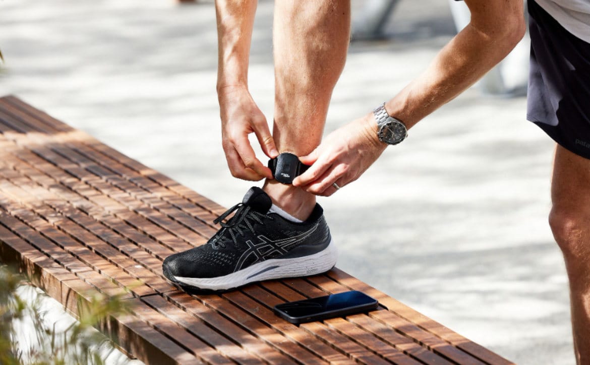 EVOLVE MVMT launches wearable optimizing weight loss through walking form, tracking quality of steps