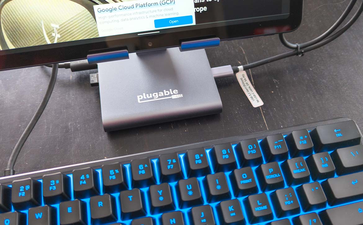 The Plugable UDS-7IN1 USB-C Phone Stand Docking Station