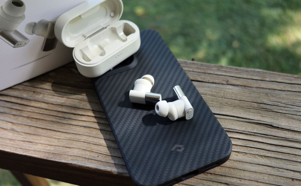 Status Audio Between 3ANC earbuds Techaeris Review